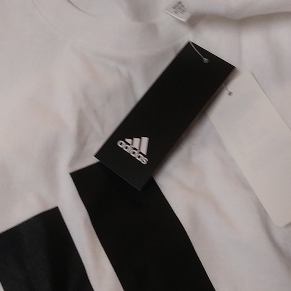 Adidas - Picture 3 of 4
